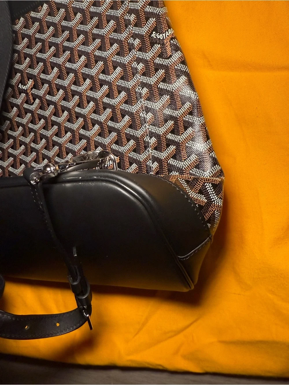 New Authentic Goyard Alpin MM 2 Backpack Noir Black w/ Original Receipt